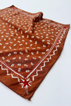 Daisies Bandana with Embroidery